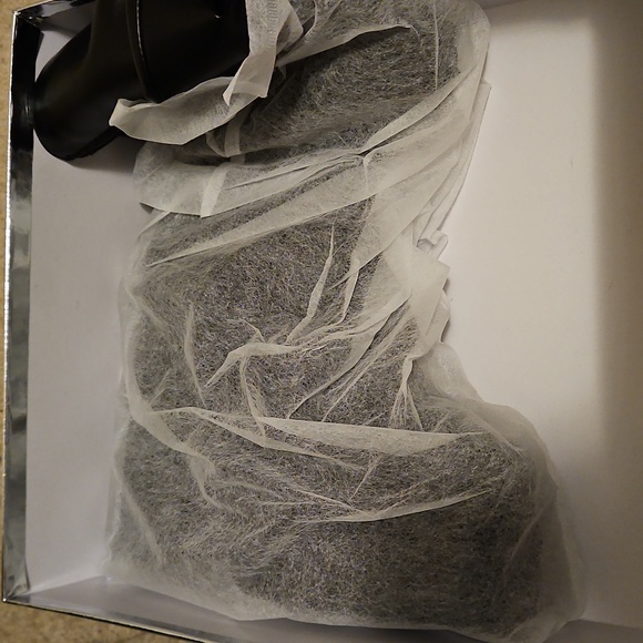 AZALEA WANG BALZARINA BLACK CHUNKY BOOT - Picture 3 of 13